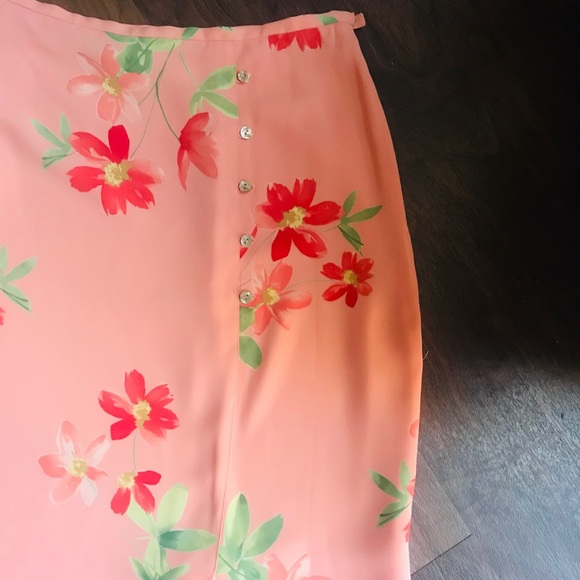 Peach Floral 3/4 Sleeve Blouse & MIDI Skirt Set - Picture 5 of 8
